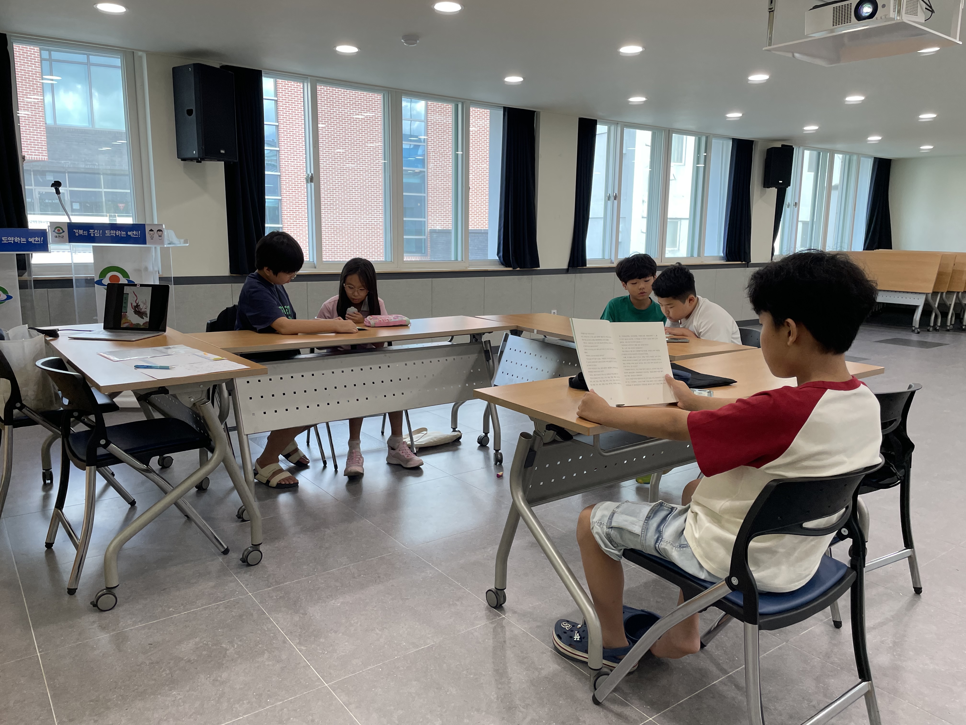 2025년 반딧불이 독서회